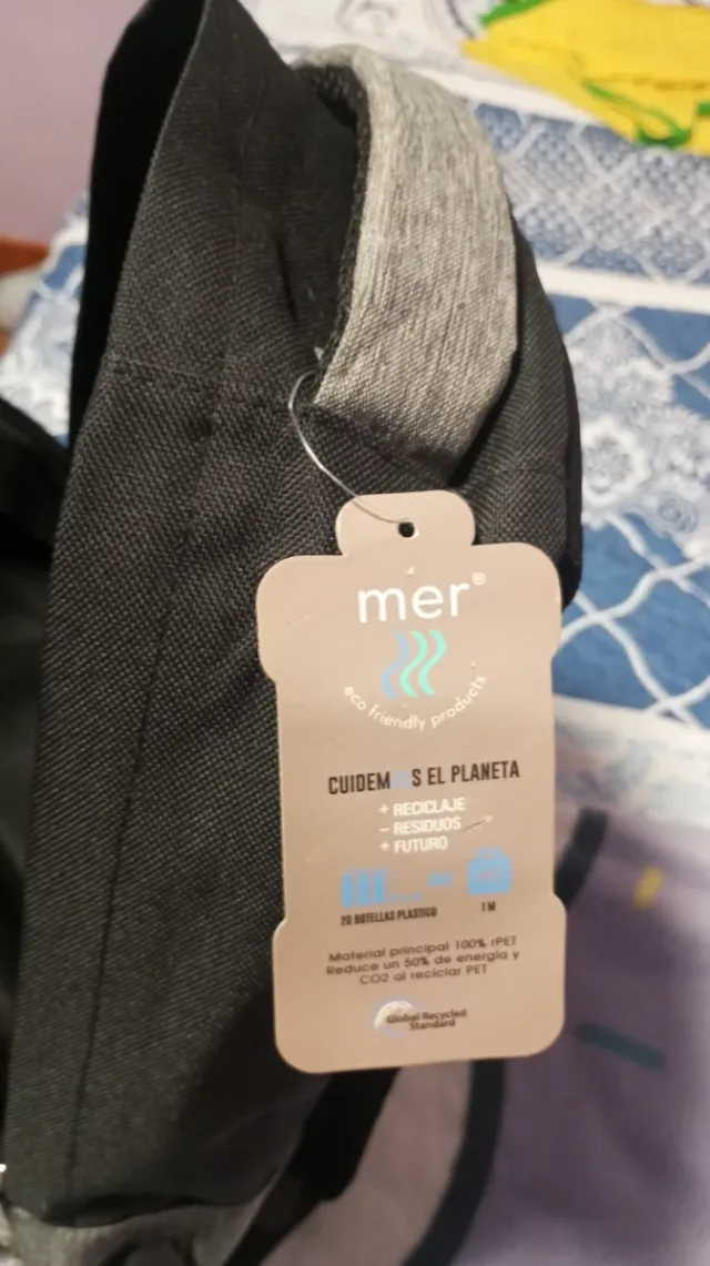 Mochila Mer Negra y Gris Eco-friendly