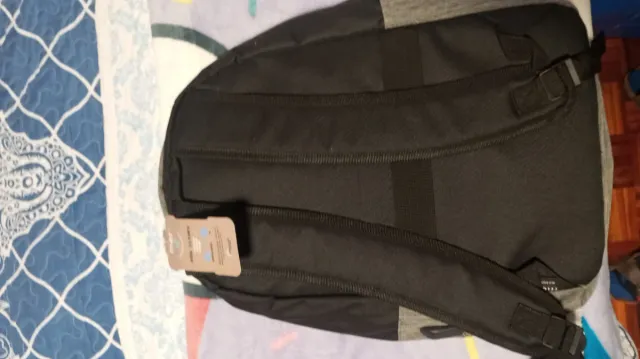Mochila Mer Negra y Gris Eco-friendly