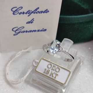 Anello in oro con Acquamarina e diamanti