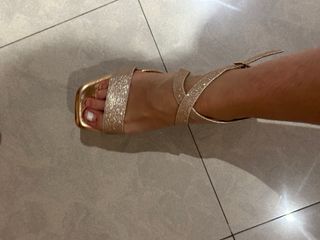 Tacones dorados purpurina