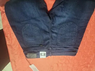 Pantalón vaquero Lee azul sin estrenar