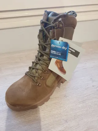 Botas Militares Marrones y Verdes  Talla 41