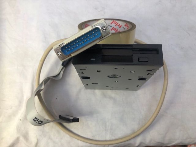 Disquetera NEC FD1231H para grabar Amiga ADF en PC
