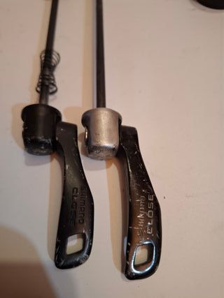 Cierres Rápidos Shimano para Bicicleta