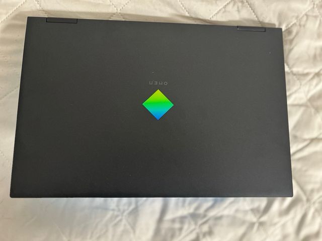 HP Omen 15-en1010ns Gaming Laptop