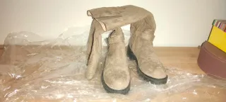 Botas altas marrones con cremallera