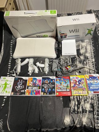 Nintendo Wii + Wii Fit Plus + 7 Juegos