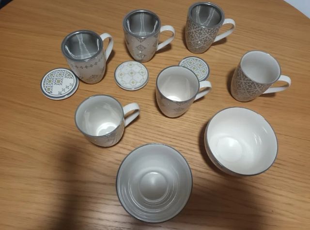 Colección 6 Tazas y 2 Cuencos Amadeus