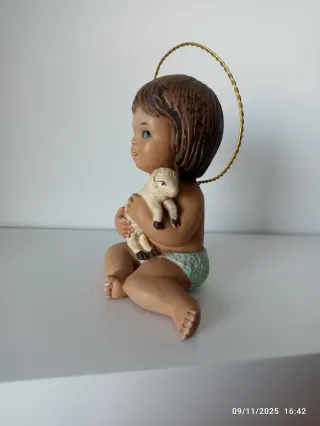 Niño Jesús con cordero de dios arte nuevo Olot