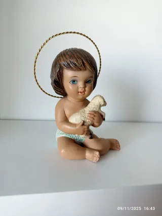 Niño Jesús con cordero de dios arte nuevo Olot