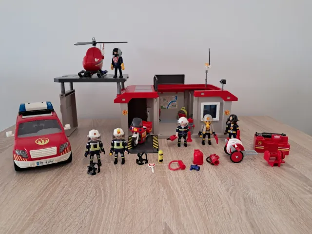 Lote Playmobil Bomberos: Coche, Helicóptero y Fig
