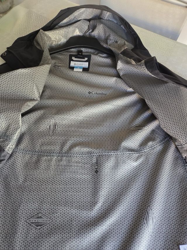 Giacca sportiva Columbia nera donna taglia 44