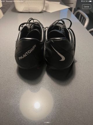 Botas de fútbol Nike Phantom