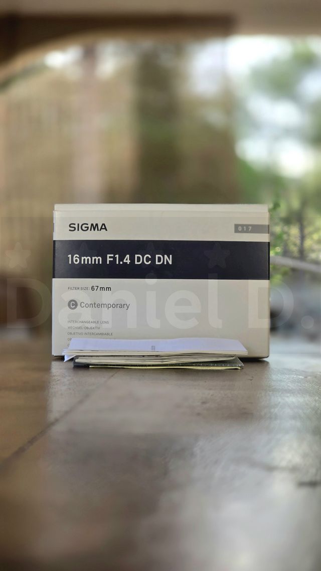 Ottica Sigma 16mm F1.4 DC DN Sony E come nuova