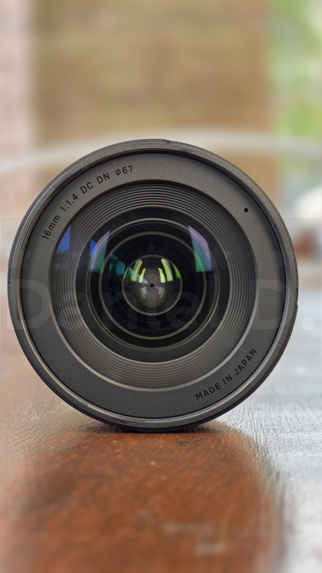 Ottica Sigma 16mm F1.4 DC DN Sony E come nuova