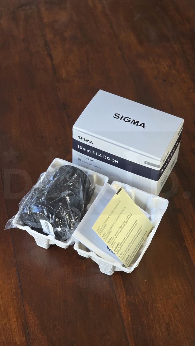 Ottica Sigma 16mm F1.4 DC DN Sony E come nuova