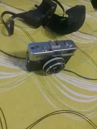 Cámara Minolta Hi-Matic F Vintage