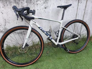 Bici Giant Revolt 1 Talla M 2021