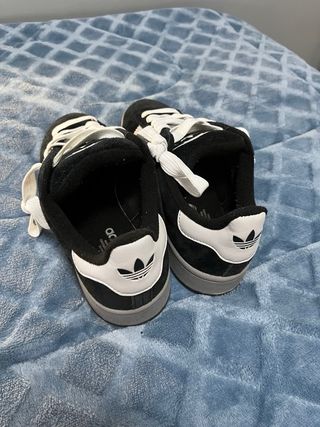 Zapatos Adidas Campus Negros y Blancos