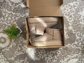 Botas UGG Beige