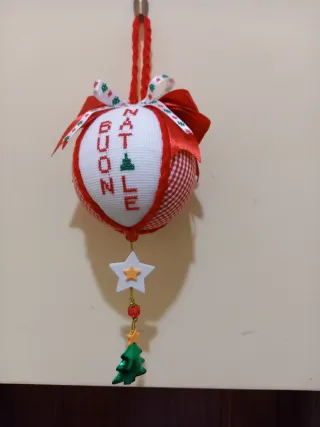 Pallina decorativa natalizia handmade