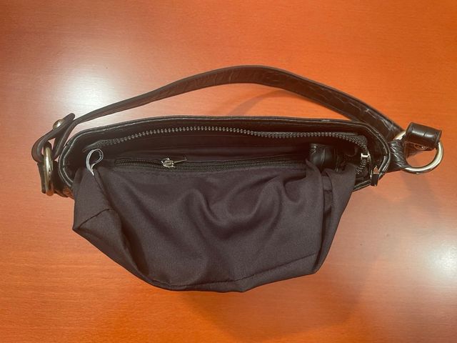Bolso negro pequeño hombro elegante