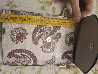 BOLSO BANDOLERA ESTAMPADO.NUEVO SIN ETIQUETAS