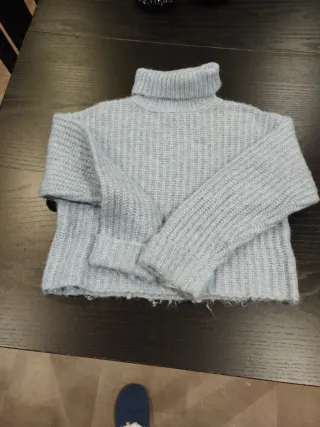 Jersey cuello cisne azul