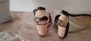 Alpargatas cuña media negras