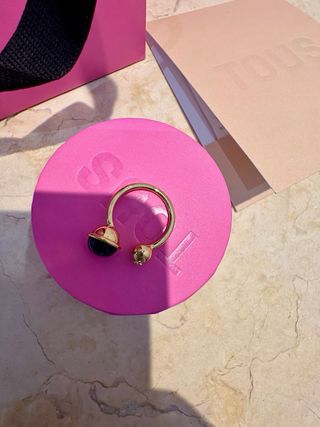 Anillo Tous Amatista Negra y Oro Ajustable