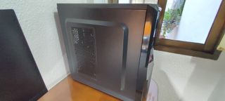 Ordenador de Torre Intel Negro/Rojo