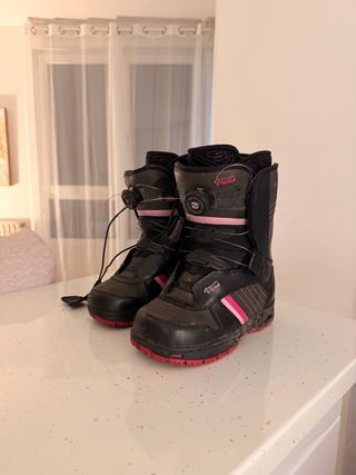 Botas Vans Snowboard Mujer Talla [38]