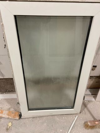 Ventana fija PVC cristal translúcido