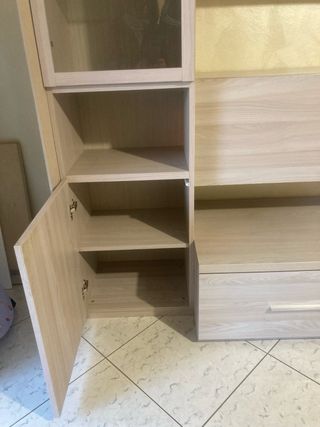 Mobile soggiorno con vetrine