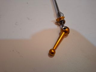 Cierre rápido trasero titanio y aluminio