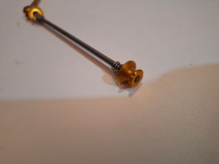 Cierre rápido trasero titanio y aluminio