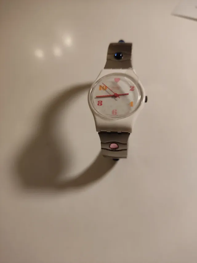 Reloj Swatch 23mm Blanco y Rosa