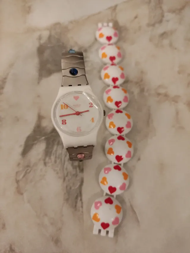 Reloj Swatch 23mm Blanco y Rosa