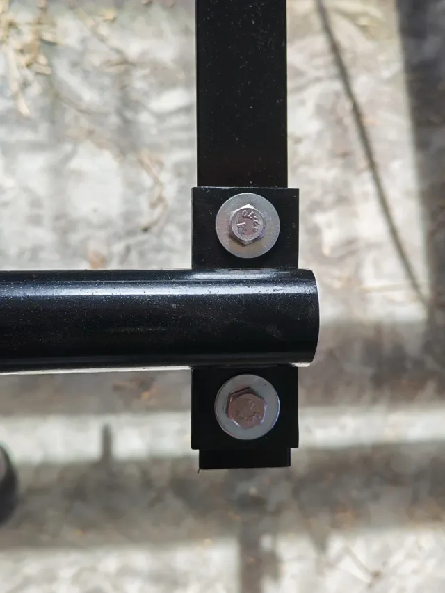 Barra de dominadas de metal