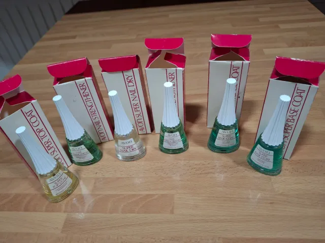 Lote Esmaltes Avon Vintage para Alfredo