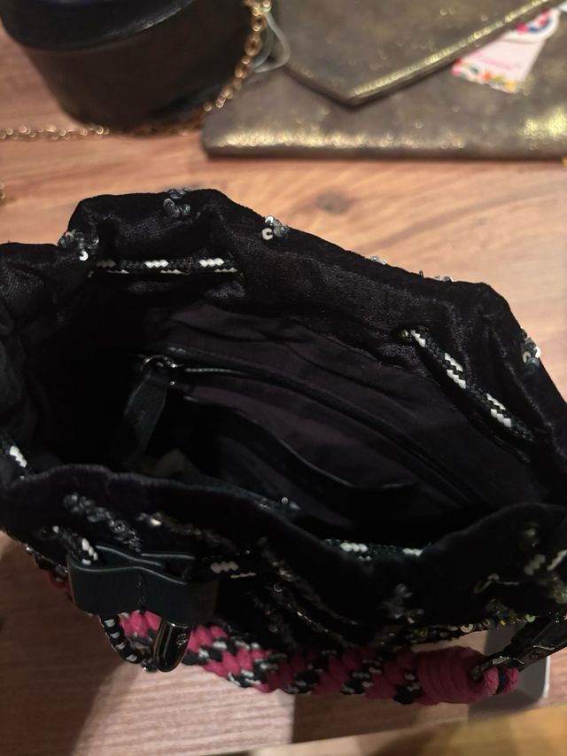 Bolso Desigual Negro y Rosa con Lentejuelas