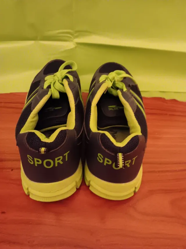 Zapatillas deportivas talla 41