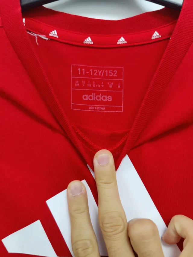 Camiseta Adidas Roja Junior Talla 152cm niño