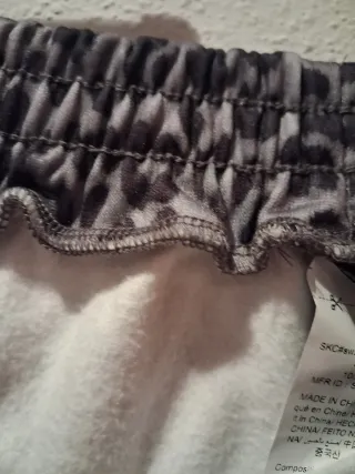 Pantalón estampado leopardo