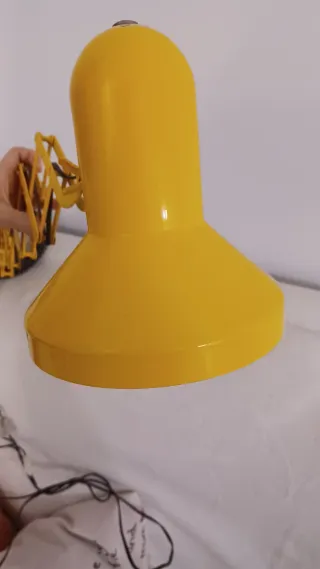 Lámpara Tijera Escandinava Amarilla