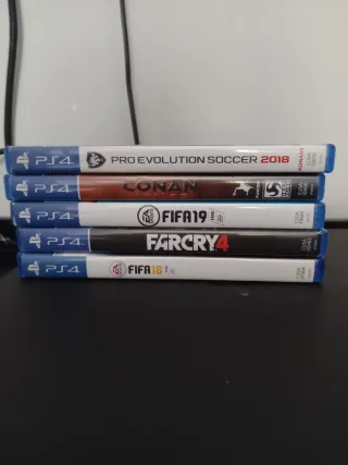 PS4 Slim 1TB + 5 Giochi