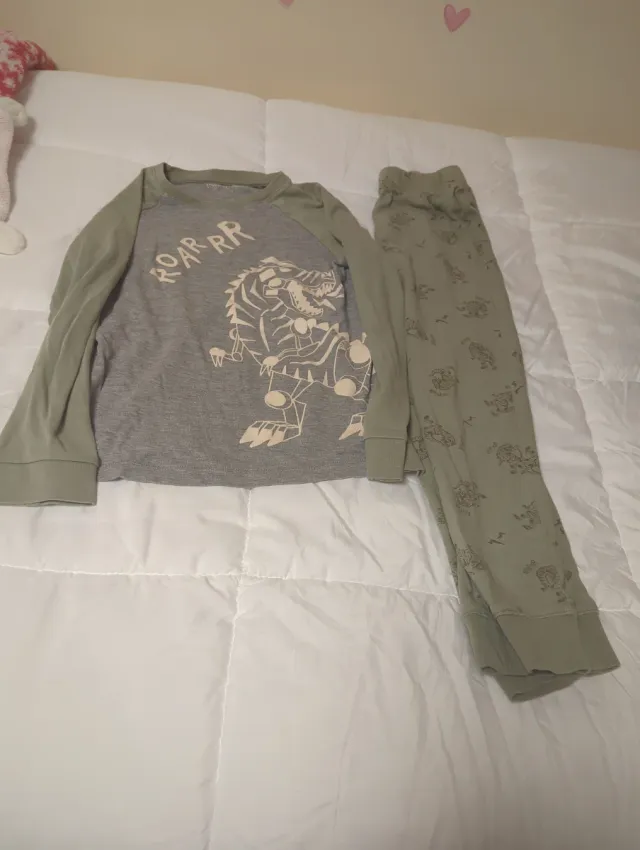 Pijama niño T8 dinosaurio