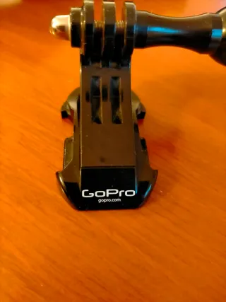 Arnés y anclaje para la cámara GoPro originales