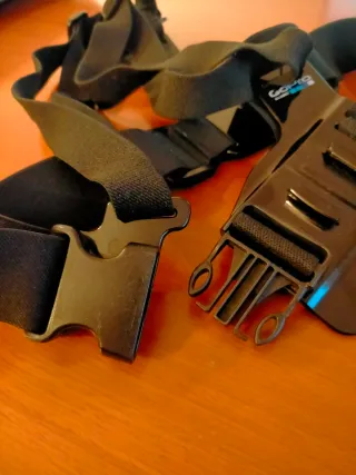 Arnés y anclaje para la cámara GoPro originales