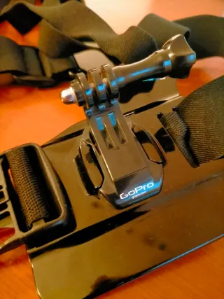Arnés y anclaje para la cámara GoPro originales